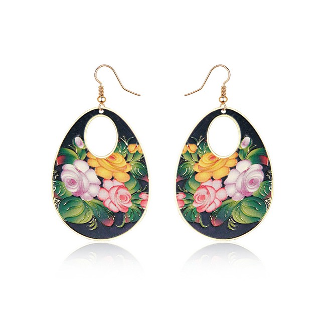 LRC Anting Gantung Fashion Colored Flowers Iron Round Earrings F63888