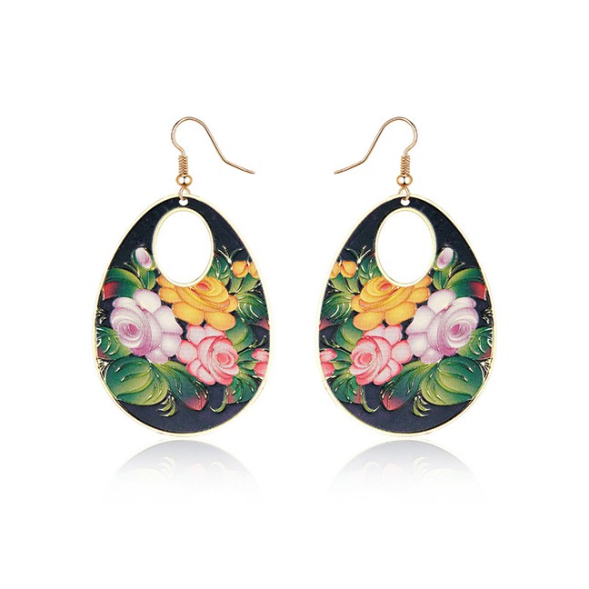 LRC Anting Gantung Fashion Colored Flowers Iron Round Earrings F63888