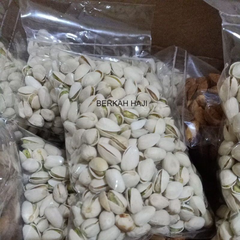 kacang pistachio 500gr