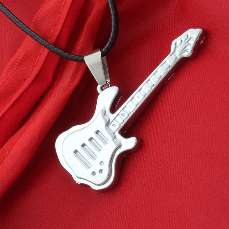 T139 beberapa ornamen musik kecil gitar Hari Valentine kalung gaya etnik fashion kecil hadiah lionti