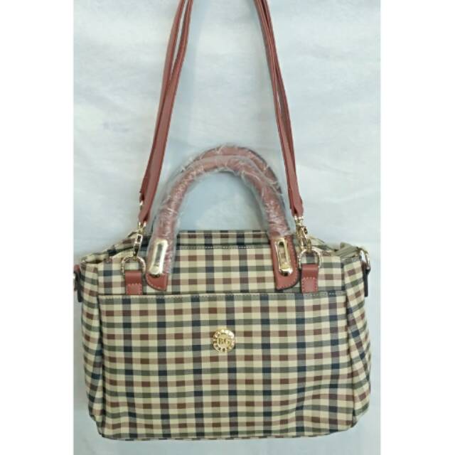 Tas Selempang bgirl Kotak 9772