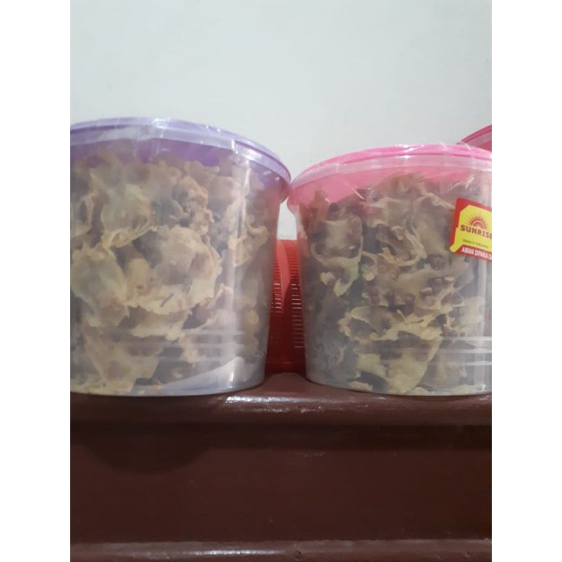 

Peyek Kacang tanah dan rebon isi 5L