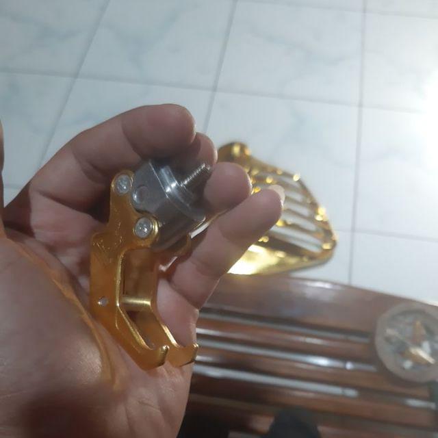 Gantungan Barang Besi