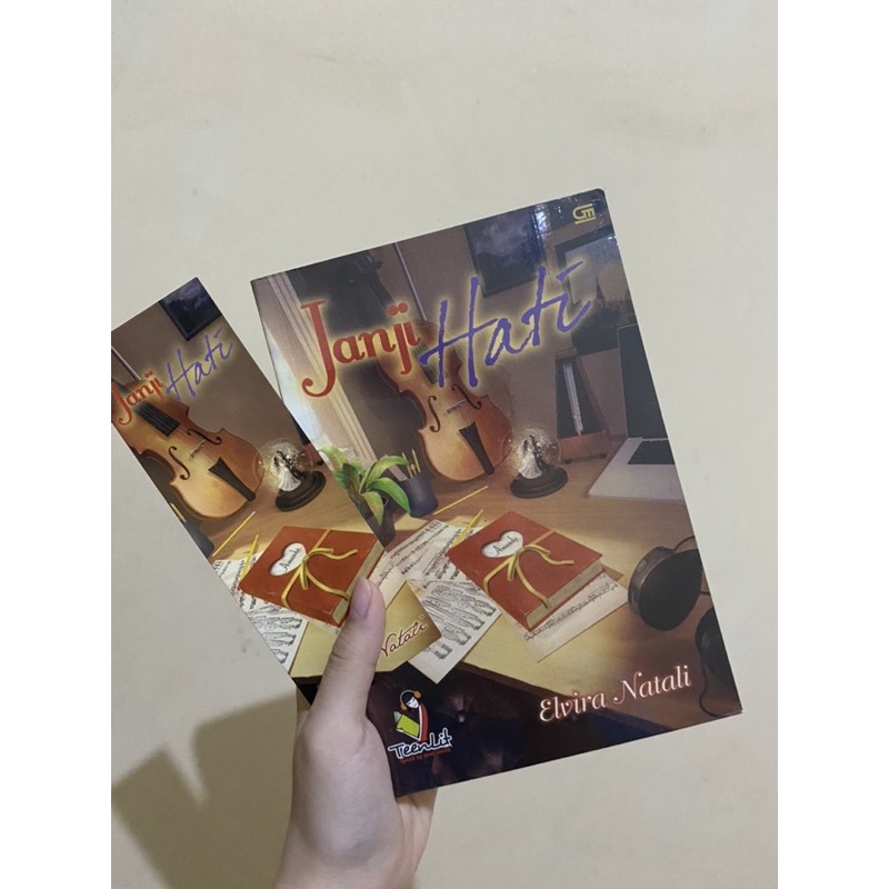 [PRELOVED] Novel Janji Hati Elvira Natali