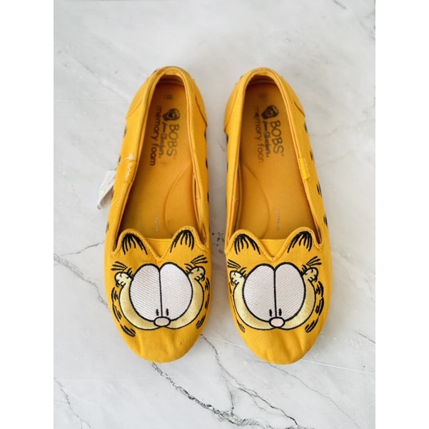 Preloved sepatu Skechers Bobs Garfield yellow