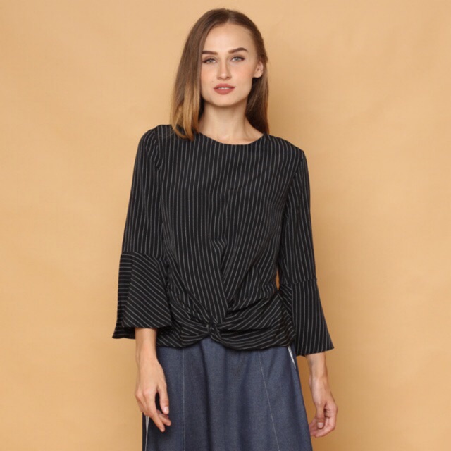 Cammomile Blouse Fashion atasan Wanita 1807006SP lengan Cammomile Blouse Fashion atasan Wanita 1807006SP lengan