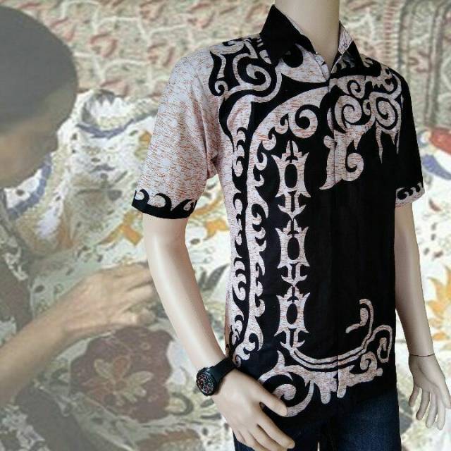 Baju Batik M L XL XXL JUMBO NEW ARRIVAL DISTRO BATIK HRB026 BATIK NOTOARTO HITAM MANIS /kemejabatik/batikmurah/batikkombinasiKemeja Batik Pria Moderen Lengan Pendek Motif Hitam Manis-2