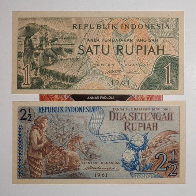 (Dapat 2 Lembar) Paket uang kuno 1 rupiah dan 2½ rupiah sandang pangan tahun 1961 &amp; Tahun 1960