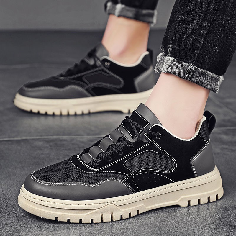 Sepatu Sneakers Pria Bahan Mesh Breathable Warna Putih  Hitam untuk Musim Panas Nyaman Dipakai Kualitas Bagus