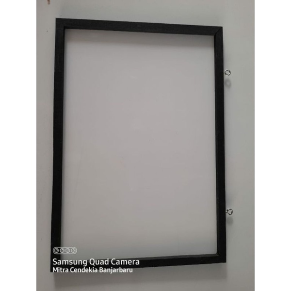 

jual papan tulis lengkap beserta alat tulisnya dan penghapusnya