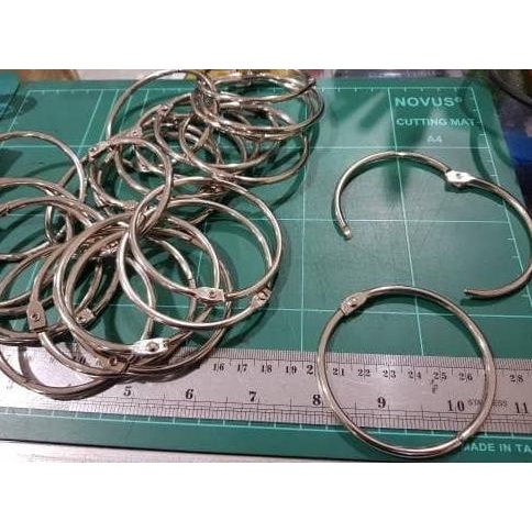 

Card Ring / Ring Binder 7cm