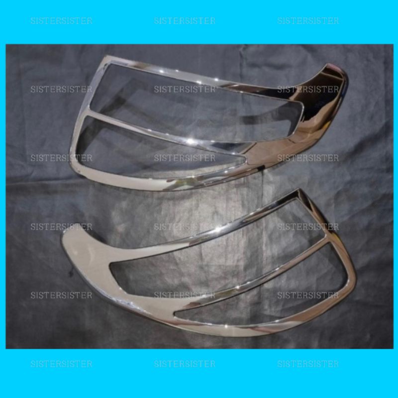 Garnish Lampu Belakang Suzuki SX4 Chrome