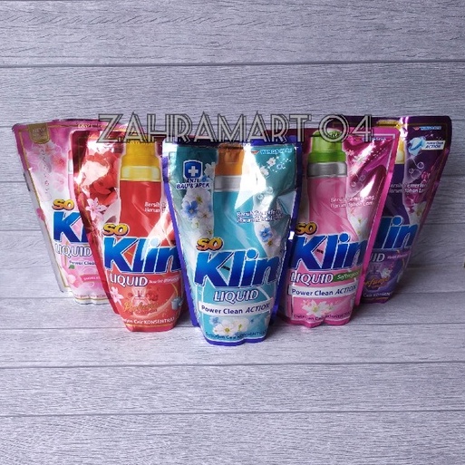 So Klin Liquid Detergen Pouch 720ml