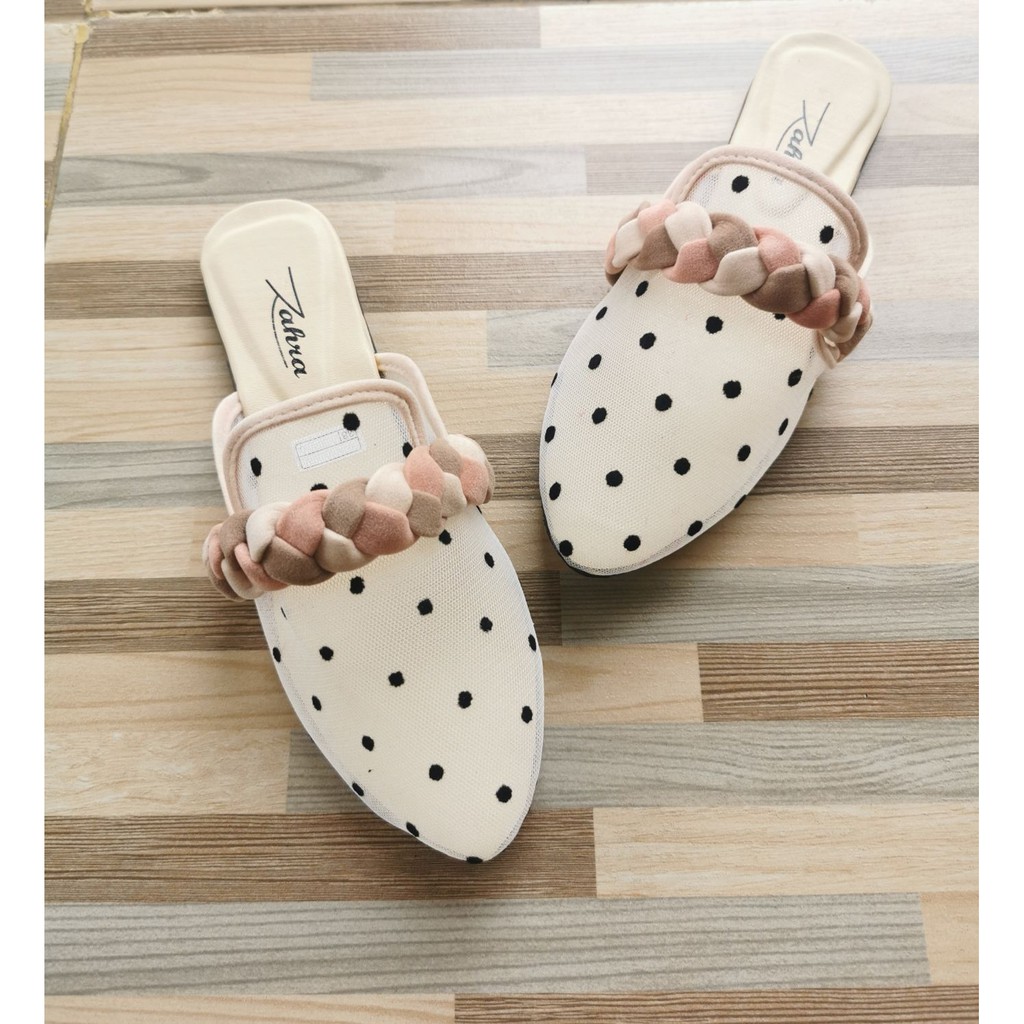 Arlaine- Fiona selop wanita / sandal slop wanita / sandal brukat / sandal slop brukat / sandal kepang / flatshoes polkadot