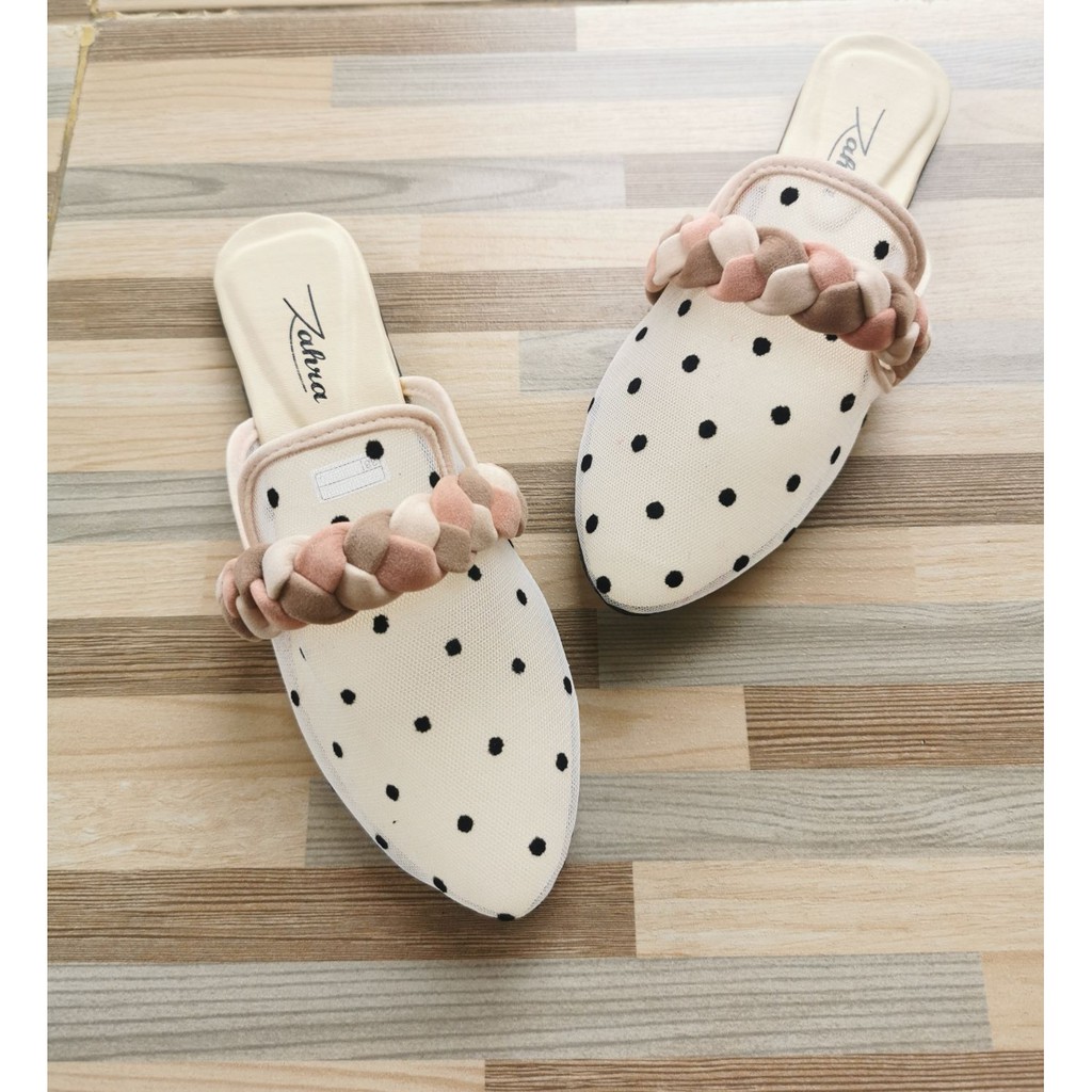 Arlaine- Fiona selop wanita / sandal slop wanita / sandal brukat / sandal slop brukat / sandal kepang / flatshoes polkadot