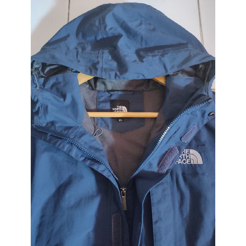 jaket outdoor the north face Hyvent