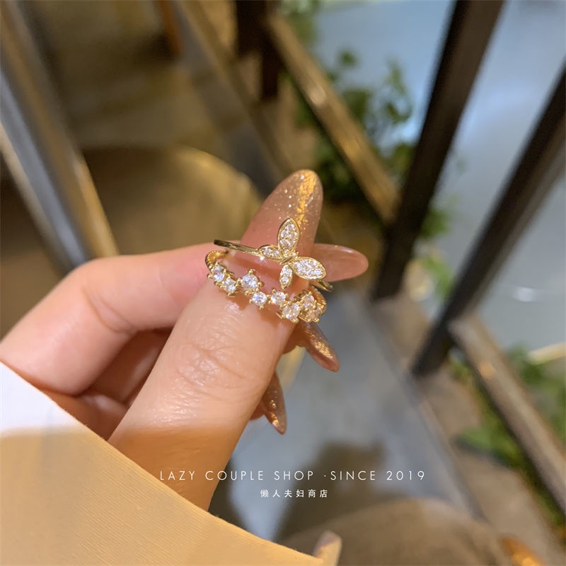 Cincin Kupu-Kupu 3D Warna Emas Anti Karat Untuk Wanita Butterfly