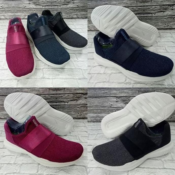 Sepatu Skechers Wanita Go Run Mojo Mania M82 Harga Grosir