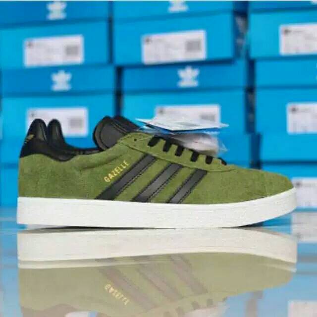 adidas gazelle olive green