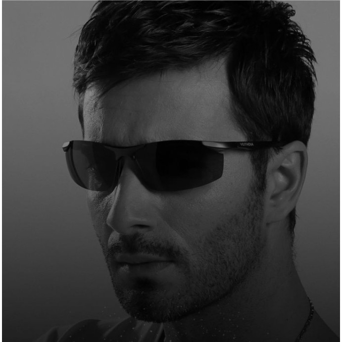 Kacamata Hitam Pria UV Polarized Kaca Mata Cowok Anti Silau Matahari Fashion Keren COD