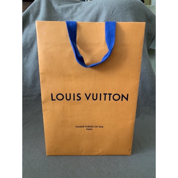 

Louis Vuitton Paperbag Original