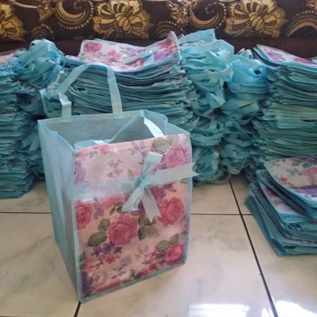 

Tas spunbond hajatan 1 Lusin