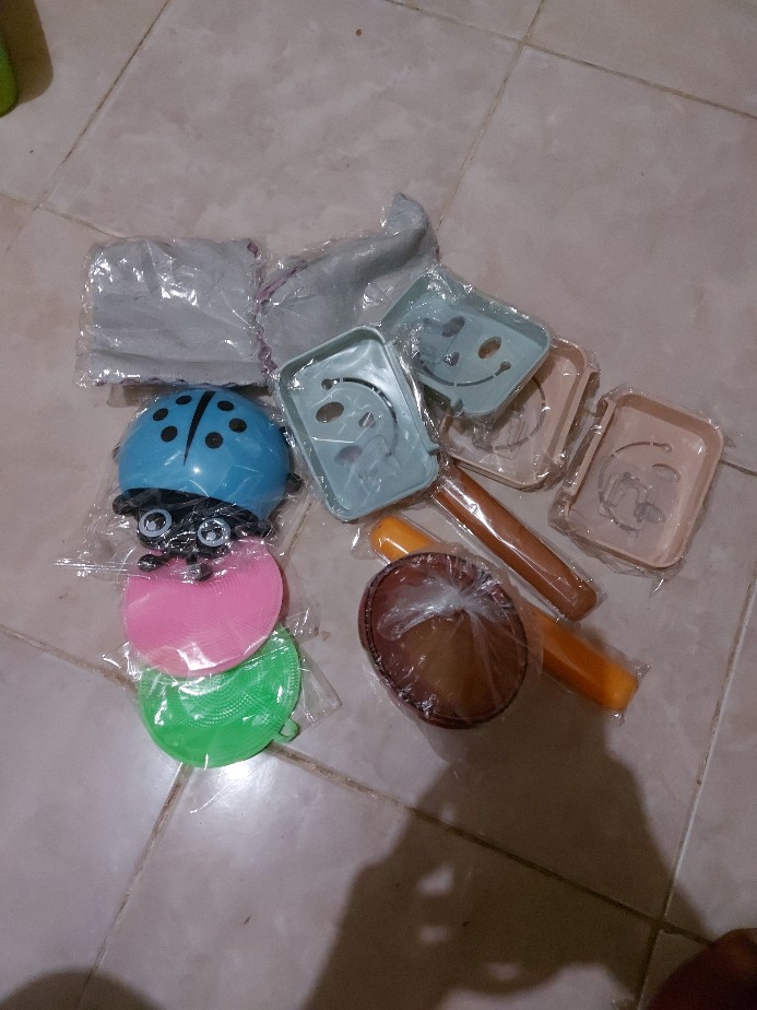 Gantungan Tempat Odol Dan Sikat Gigi Kamar Mandi Motif Beruang Hargakawan