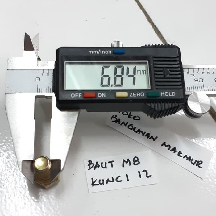 Baut M8 x 50 / Kunci Baut 12 BMK Baut M8x50