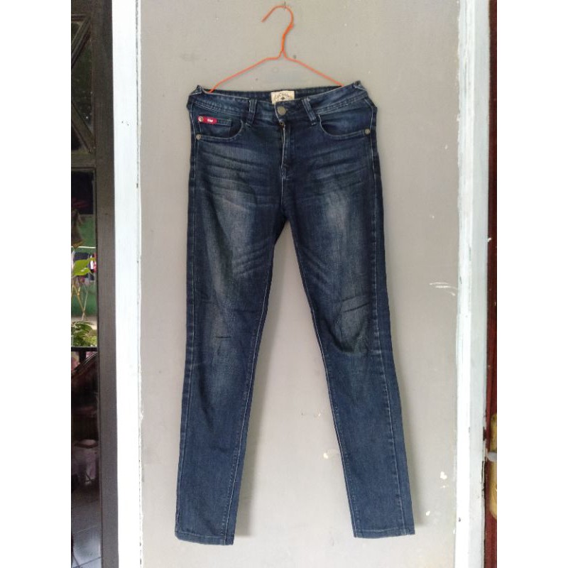Preloved celana jeans Lee Cooper original