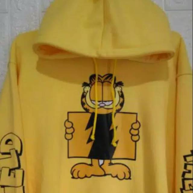h&m garfield sweater