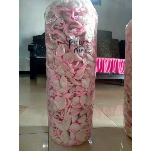 

krupuk goreng pasir pedas manis bikin bersin bersin