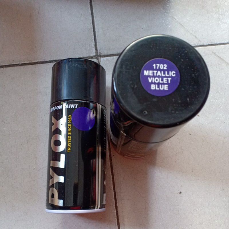cat semprot Pylox 1702 metalic violet blue 300cc
