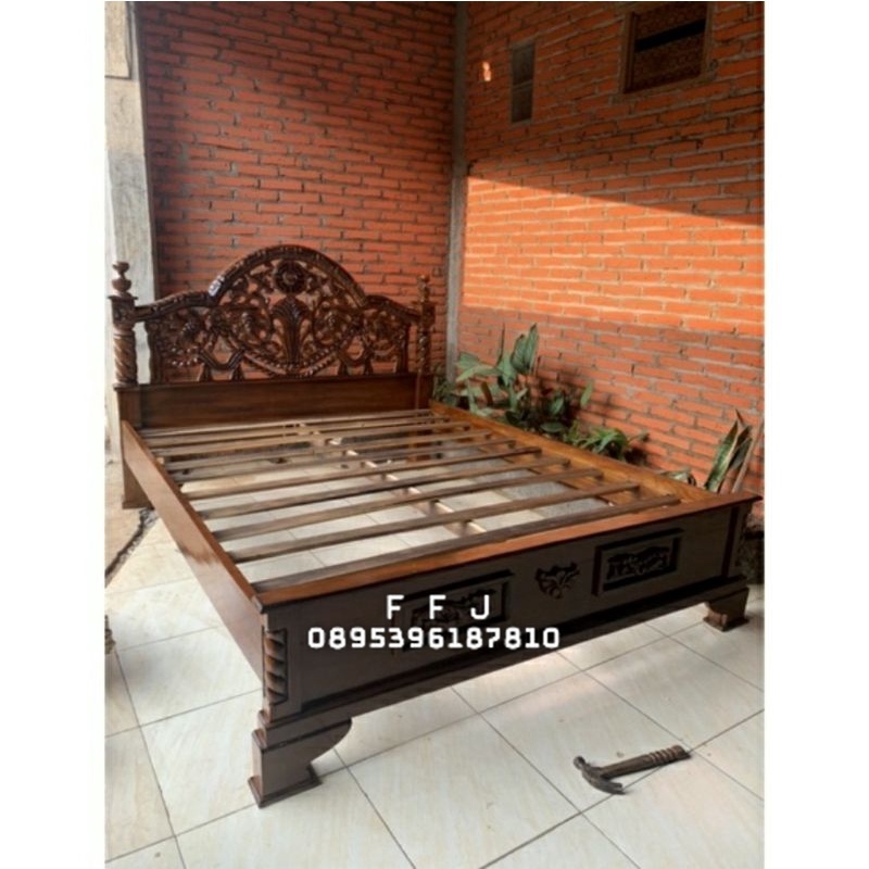 tempat tidur ukir jati dipan jati Jepara dipan ukir dipan tempat tidur
