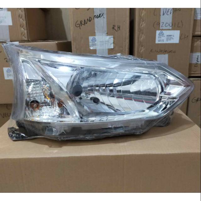 Lampu Depan Grand Avanza Veloz 2015-2018 (CPU)