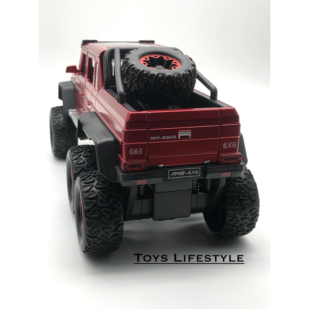 Mainan Mobil Diecast Mercedes Benz G63 AMG 1:22 (Merah)