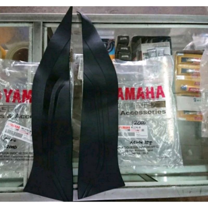 karpet karet pijakan kaki aerox 155 original yamaha