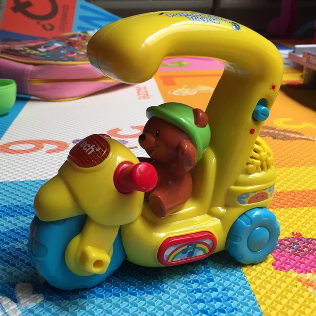 Preloved vtech push and sing tricycle in excellent condition