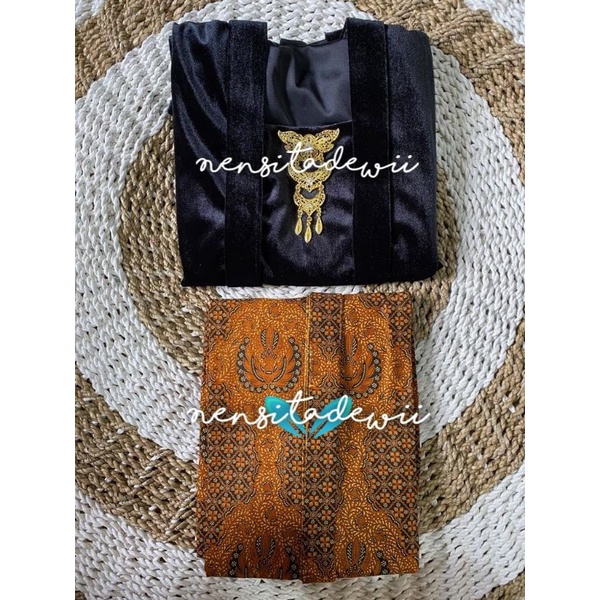 [1 SET] Kebaya Body Panjang + Jarik Instan / Motif Buntal Melati #PP01