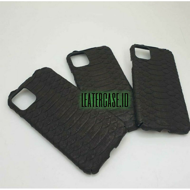 Case hp/Silikon/casing hp Iphone 11 Pro Max Kulit Ular Asli Edition Black