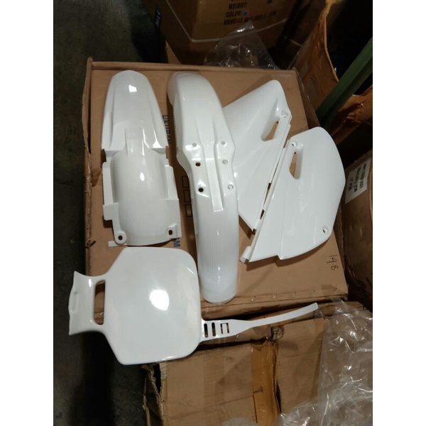 Cover body set yz 85 old spakbor depan spakbor belakang side panel body belakang papan nomer yz 85 o