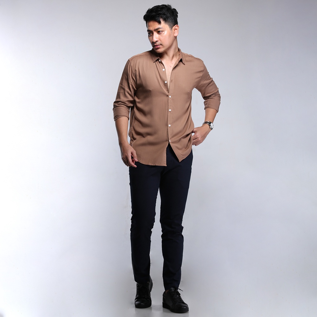 VENGOZ Kemeja Pria Slim Fit - Viscose Tan Brown