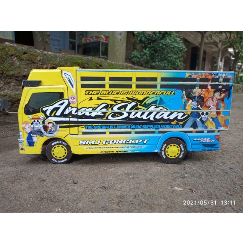 Miniatur Truk oleng ANAK SULTAN