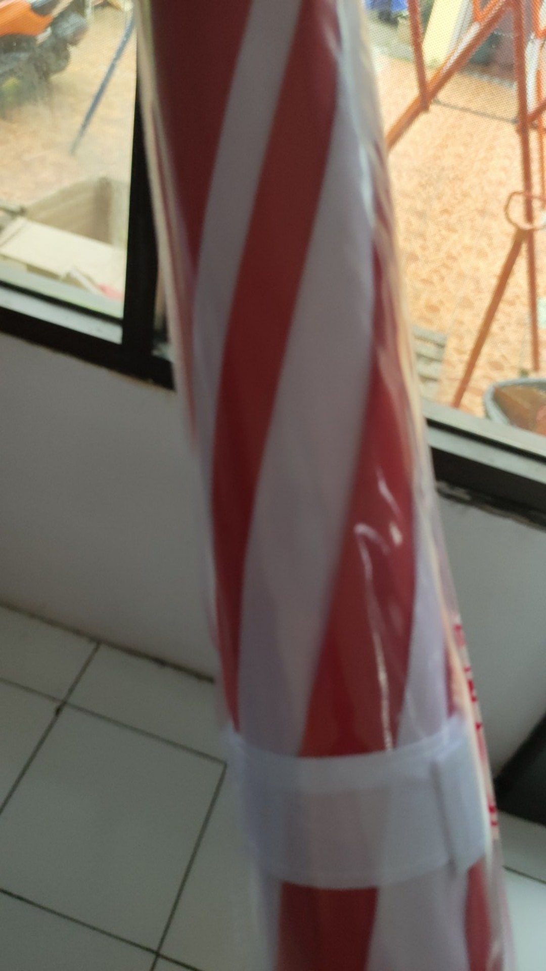 Payung Jumbo Golf Gagang Kayu Merah - Putih Cap Kapal