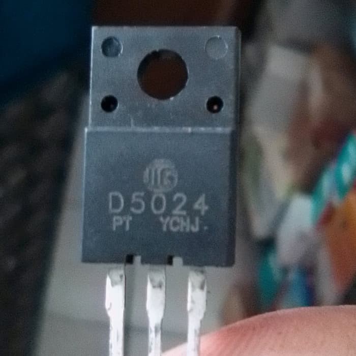 Persamaan Transistor D5024 Wulan Tugas