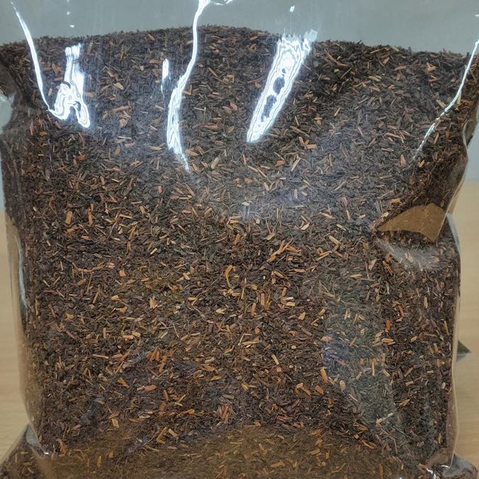 

Promo Awal tahun Teh Hitam / Black Tea Broken Mix (500gr) kualitas Export - 500 gram Diskon