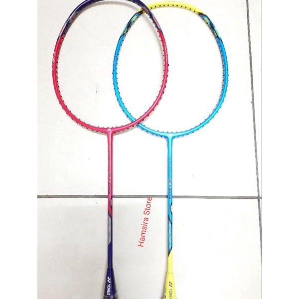 RAKET BADMINTON YONEX VOLTRIC 0,1 DG