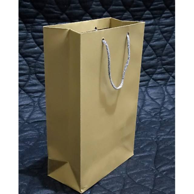 Paperbag/tas kertas polos(15x8x25)