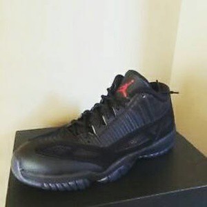 air jordan 11 retro low refree