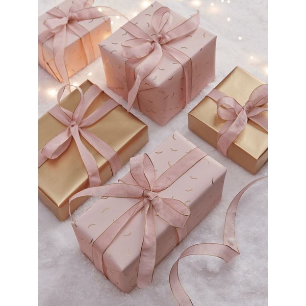 

Tambahan Gift Wrapping (Bungkus Kado) Merymuch Shop