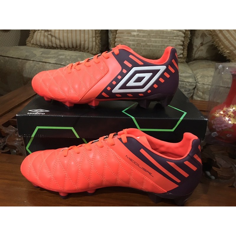 Sepatu Bola Umbro Medusae II Club HG